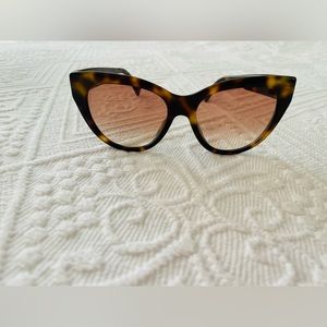 Gucci sunglasses. Authentic. Brown. Worn once. Like new